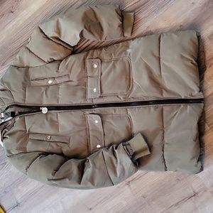 DKNY l Girls l Size 14-16 l Large l green l winter Jacket l army green l